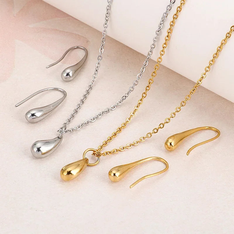 4-Piece Jewelry Set: Simple Ring, Necklace, Bracelet, Earrings – Elegant Teardrop Design for Women, Perfect for Engagements and Fashion